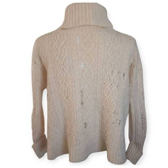 FREE PEOPLE IVORY COMPLEX CABLE DISTRESSED COWL/TURTLENECK SZ.XS EUC. - Picture 6 of 10